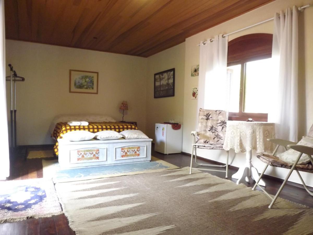 הוילה גראמדו Linda Casa 5 Quartos No Lago Negro מראה חיצוני תמונה
