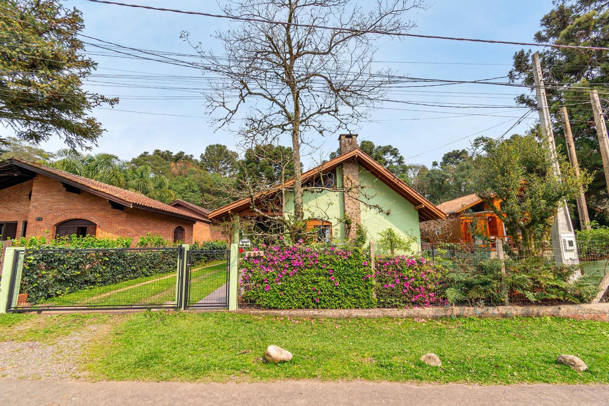 הוילה גראמדו Linda Casa 5 Quartos No Lago Negro מראה חיצוני תמונה
